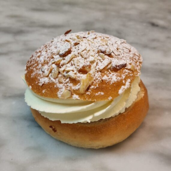 Karlsbader-Semla
