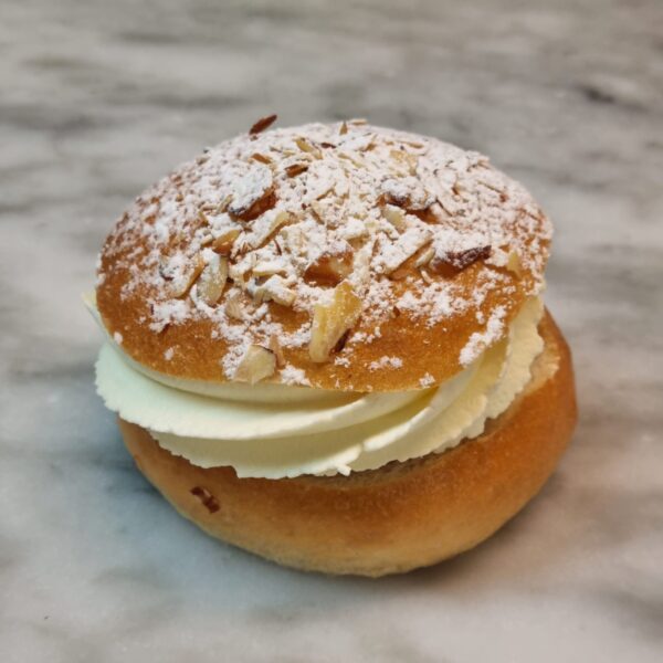 Karlsbader-Semla