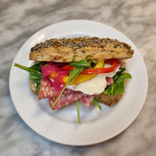 Ciabatta med Salami & Brie